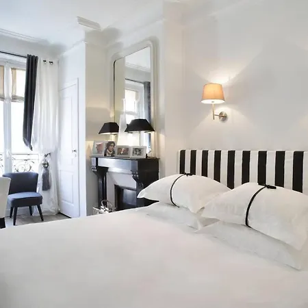 Apartment Eiffel Paris