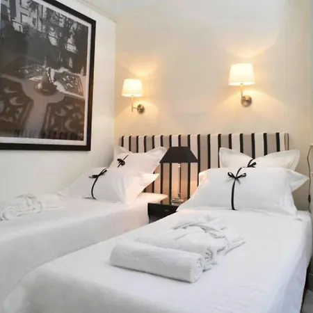 Apartment Eiffel *